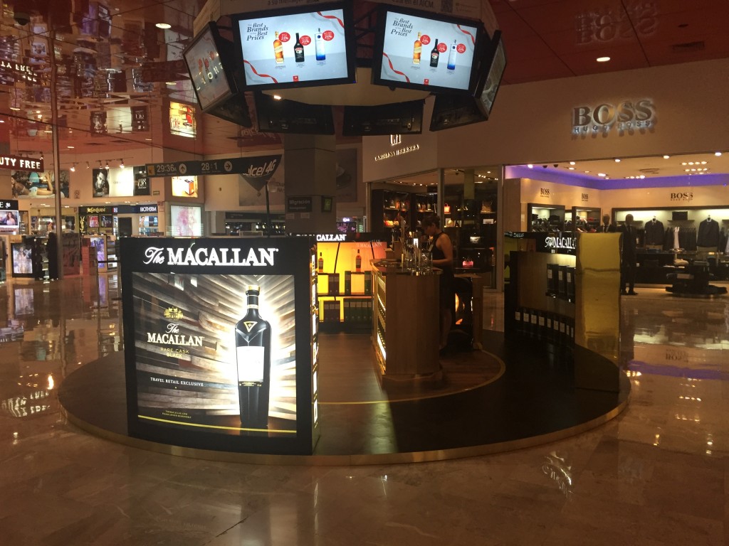 EWTRA is featuring the newly launched The Macallan Rare Cask Black throughout December in the Rotunda at Mexico City Airport with Dufry. 