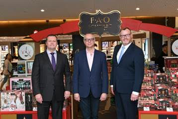 Gert-Jan de Graaff, President and CEO of JFKIAT; David Niggli Chief Merchandising Officer of FAO Schwarz; and Mark Sullivan, Managing Director of DFS Group North America.